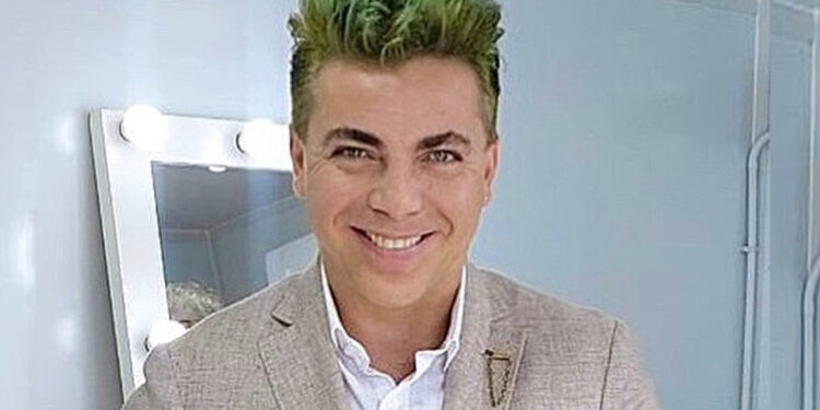 Cristian Castro dice que parece «una señora» tras cambios en su rostro
