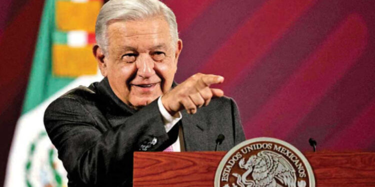 López Obrador pide a diputados cumplir reglamento; extinción de fideicomisos afecta: STPJF