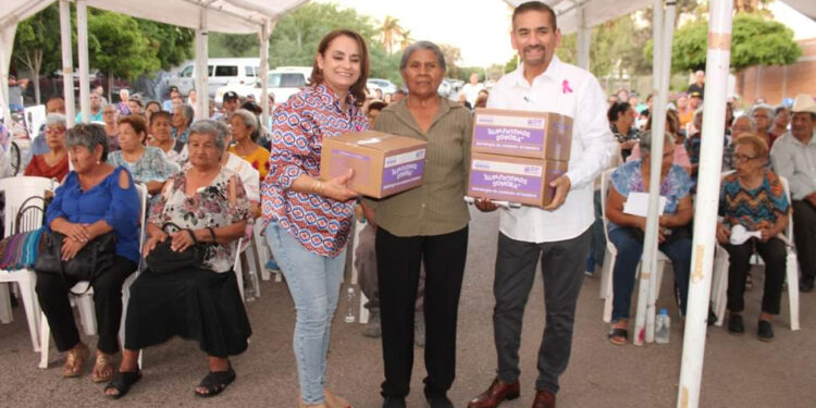 Personas de la tercera edad reciben los beneficios del programa “alimentemos Sonora”