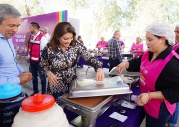 Gobierno de Sonora supervisa el programa de Desayunos Escolares en primarias de Hermosillo
