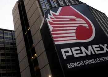Pemex aportará menos al erario y costará más a los contribuyentes