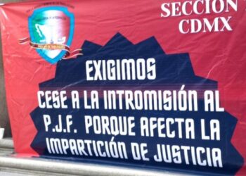 Trabajadores del Poder Judicial protestan contra eliminación de fideicomisos