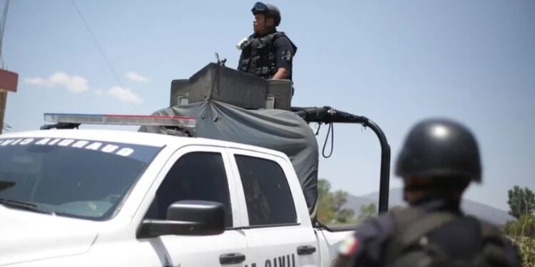 Atentado contra el hermano del alcalde de Tacámbaro, Michoacán, desata intensa balacera