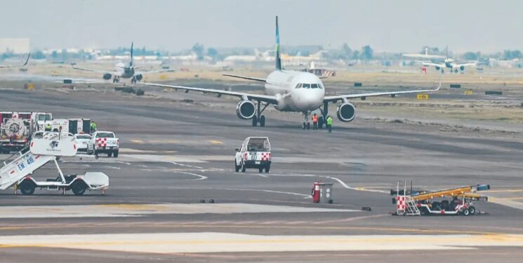 Eleva Hacienda contribuciones aeroportuarias del 5 al 9%
