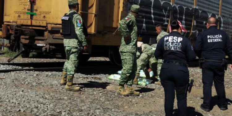 Localizan Sedena y Policía Estatal narcótico en vagón de tren en Nogales