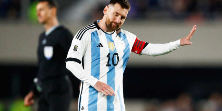 Messi lidera convocatoria de Argentina, pese a lesión