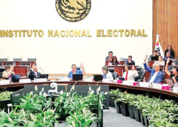 Tribunal corrige al INE sobre las precampañas; iban a arrancar el 5 de noviembre