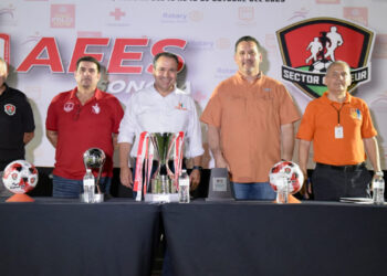 Inaugura Toño Astiazarán Torneo Nacional 2010 y Menores en Hermosillo