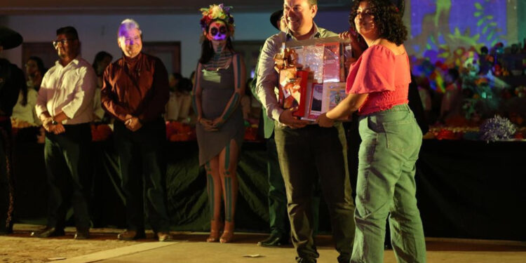 Con altares y calaveritas conmemorará SEC Sonora el Día de Muertos