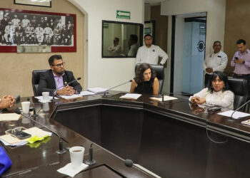 Dictaminan por unanimidad nueva Ley del Servicio Profesional de Carrera