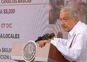 AMLO dice a “malandros” que “no vayan a pararse” por módulos para damnificados de “Otis” porque está la GN