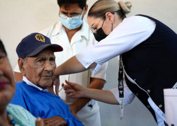 Avanza campaña de vacunación invernal en los municipios del estado