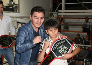 Premia IDH a campeonas y campeones del Torneo de Box de los Barrios