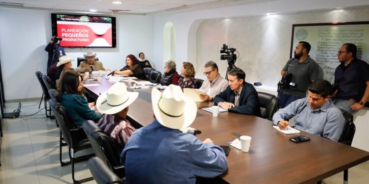 Analizan en parlamento abierto Iniciativa a favor de los pequeños productores