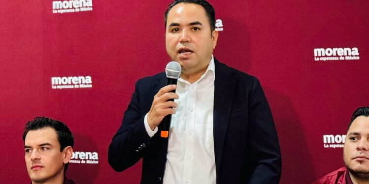 Toma licencia Heriberto Aguilar Castillo a la dirigencia del partido Morena; va por candidatura al Senado