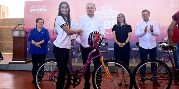 Entrega Gobernador Sonora mil 220 bicicletas para Hermosillo