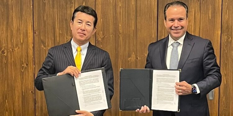 Acuerda Toño Astiazarán donación de Gobierno de Japón para rehabilitar casa de salud en Hermosillo