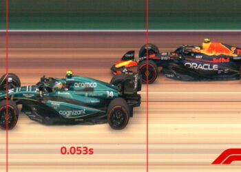 ‘Checo’ Pérez asegura que “disfrutó” el duelo en Brasil con Fernando Alonso