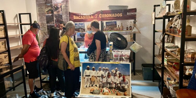 Sonora expone la riqueza en artesanías de los pueblos originarios en el Cervantino