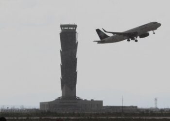 El AIFA ya es el aeropuerto con más vuelos de carga en México: López Obrador