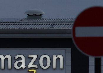 Empleados de Amazon en Alemania y Reino Unido hacen huelga en pleno ‘Black Friday’