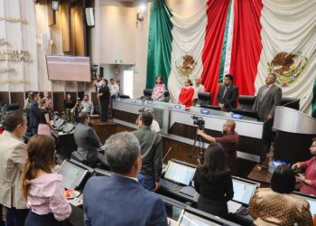Rinde diputada Rebeca Silva Homenaje a Jesús García Corona