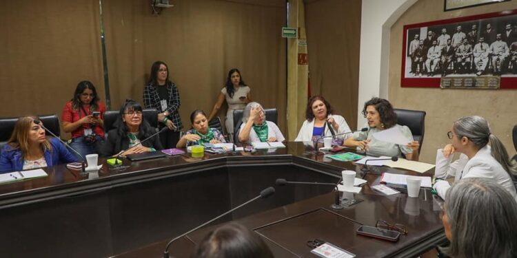 Recibe Congreso de Sonora propuestas sobre derechos sexuales y reproductivos