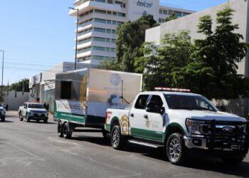 *Participa protección civil Sonora en desfile del 20 de noviembre*