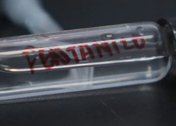 Disposición de China para intercambio de información, un “buen paso” contra fentanilo: especialista