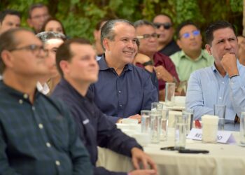 La inversión más valiosa es la que se realiza en las familias hermosillenses: Toño Astiazarán