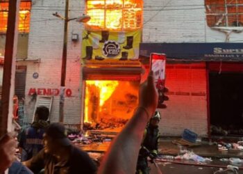 Piden acelerar peritaje de incendio en Centro CDMX; hay hipótesis de ‘amenazas’