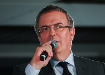 Marcelo Ebrard dice que el lunes anunciará qué camino tomará de cara a las elecciones presidenciales de México