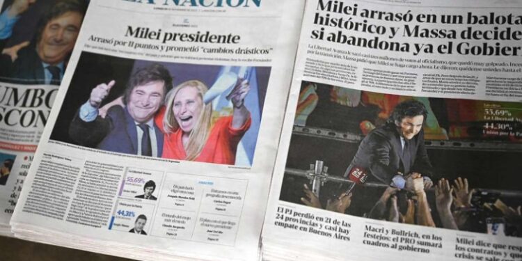 Milei estima entre 18 y 24 meses para doblegar la inflación en Argentina