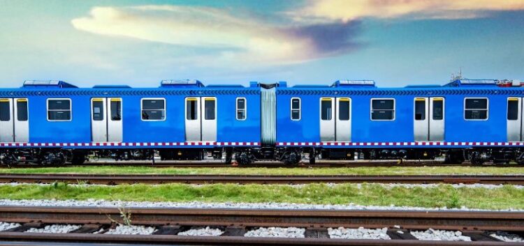 López Obrador publica decreto sobre uso de vías férreas para trenes de pasajeros