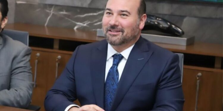 TEPJF propone revocar designación de Arturo Salinas como gobernador interino de Nuevo León