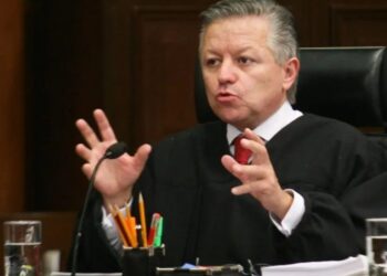 Se va Zaldívar, pero con pensión de 2.3 mdp al año