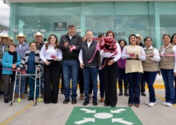 Beneficiamos la economía de las familias de la Sierra de Sonora con el aprovechamiento de la energía solar: Gobernador
