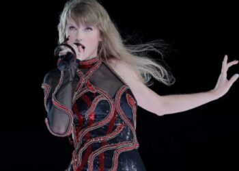 Taylor Swift sorprende en premiere de película de Beyoncé, Renaissance