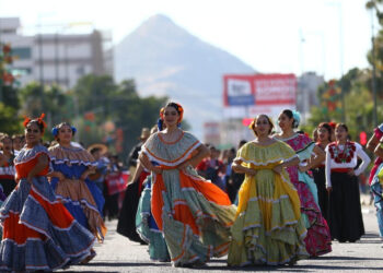 Invita Gobierno de Sonora a presenciar desfile conmemorativo del 113 aniversario del inicio de la Revolución Mexicana