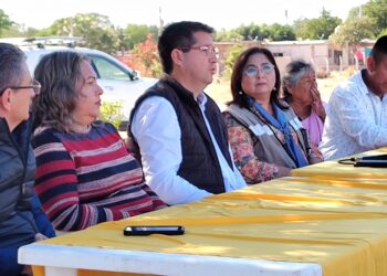 Da Elías Retes Banderazo a construcción de cocina en centro residencial
