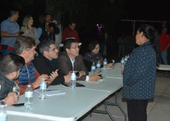 Más alumbrado, electrificación y agua potable para CHIRAJOBAMPO