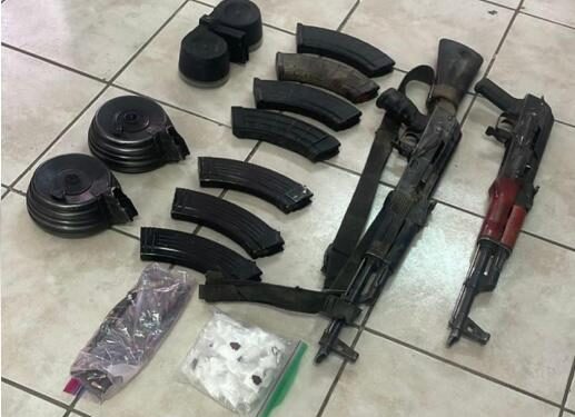 SEDANA y Policía Estatal asegura armamento y narcótico en Sonoyta