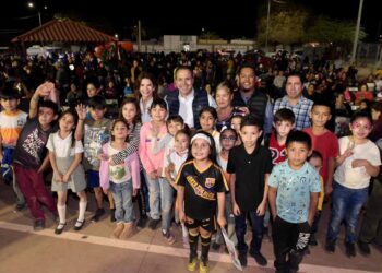 Celebran gran posada Creces Toño Astiazarán y Patty Ruibal en Villas del Sur