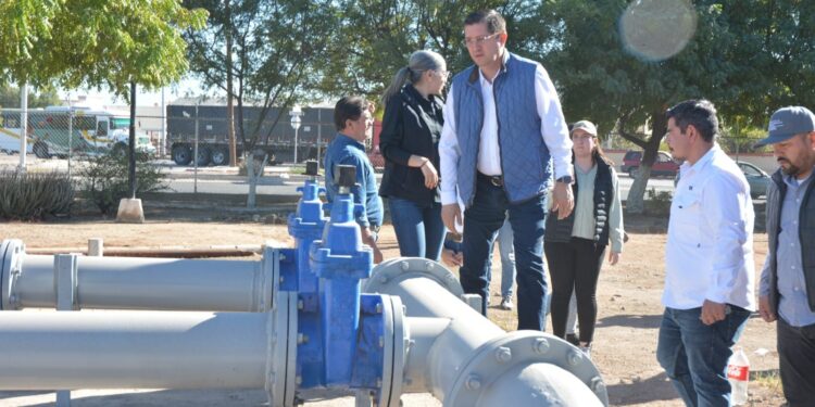 Supervisa Elías Retes y Titular de SEDESSON trabajos de rehabilitación de cárcamos y colectores