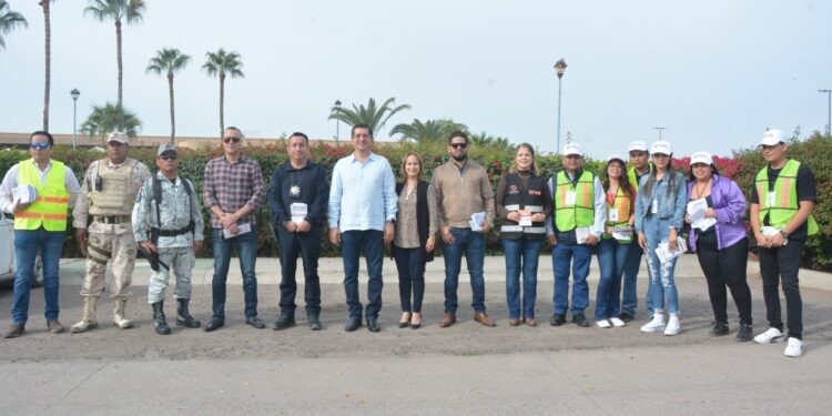 En “VOLANTEO” Alcalde Elías Retes  reitera a viajeros hospitalidad y seguridad de Navojoa
