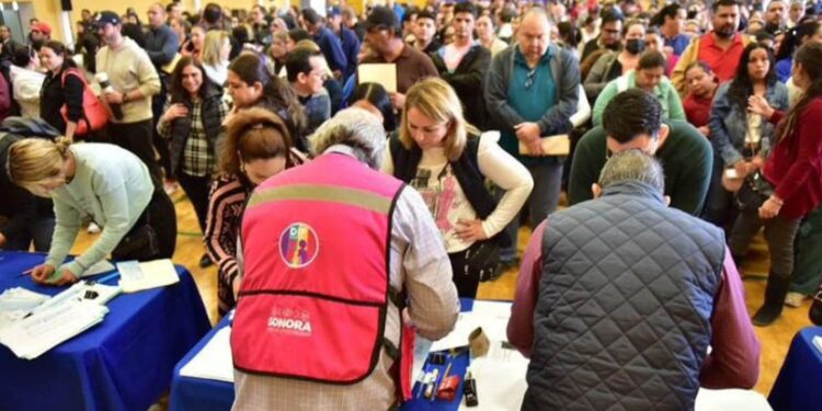 Entrega Gobierno de Sonora más de 25 millones de pesos en Becaterapias