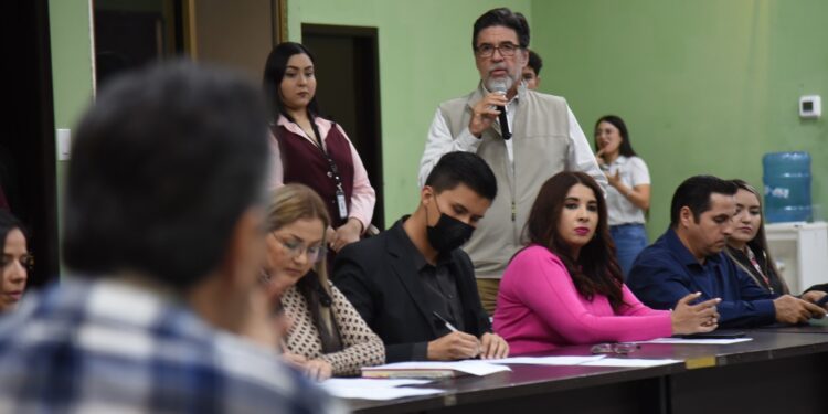 Aprueba Cabildo renuncia de Gustavo Almada Bórquez al cargo de Regidor Propietario