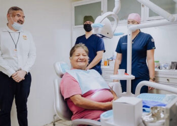 Beneficia a 76 adultos mayores el programa Construyendo Sonrisas de DIF Hermosillo