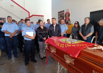 En medio de gran pesar despiden al teniente Israel Reyes