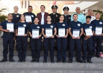 Toma protesta Alcalde de Navojoa a nuevos Bomberos